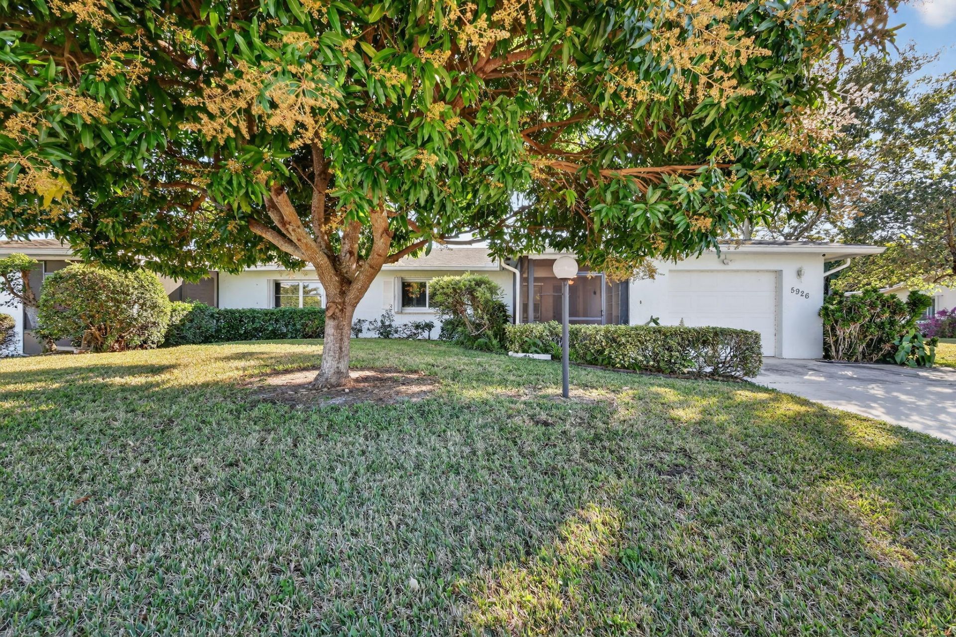5926 N Los Alamos Lane, Delray Beach, FL 33484 Photo