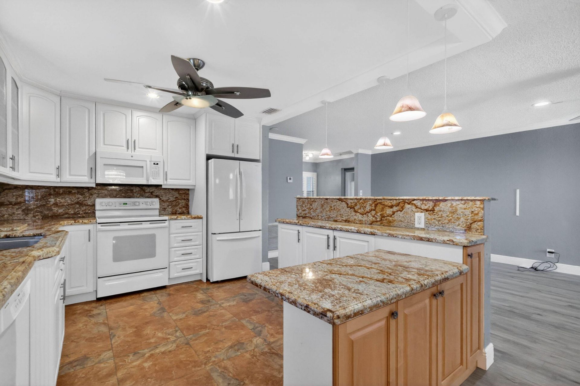 5926 N Los Alamos Lane, Delray Beach, FL 33484 Photo