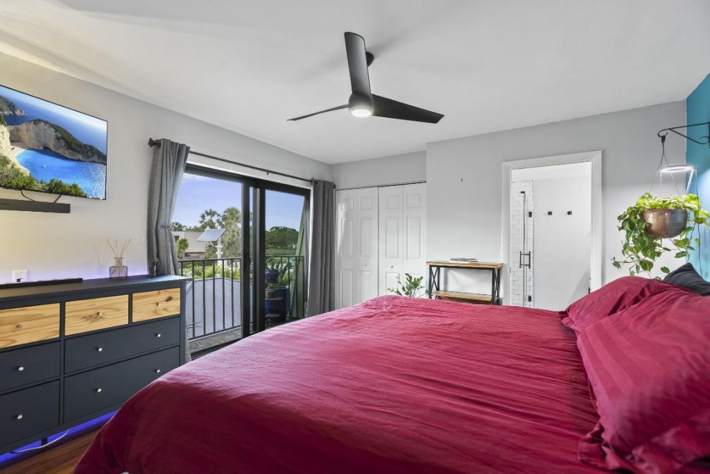 5739 57th Way, West Palm Beach, FL 33409 Photo