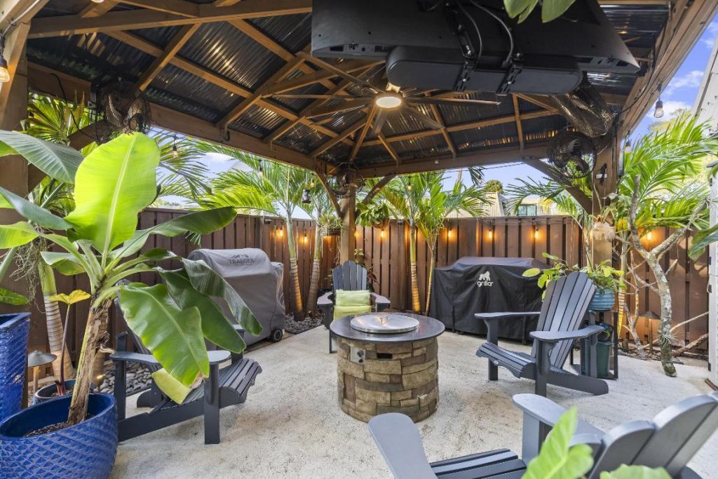 5739 57th Way, West Palm Beach, FL 33409 Photo