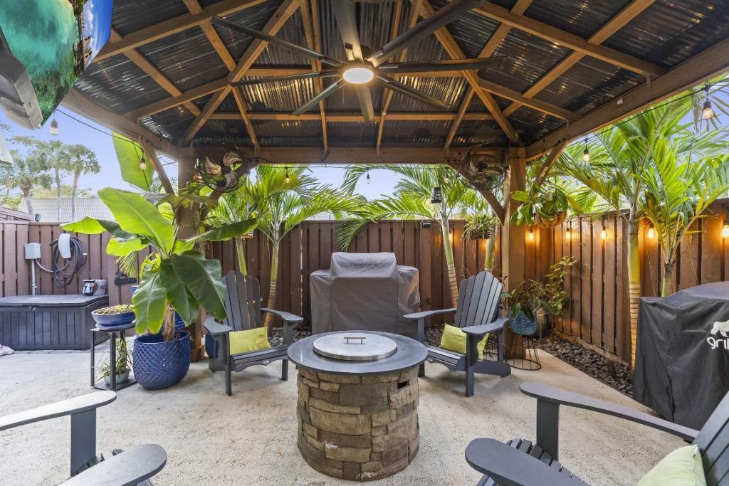 5739 57th Way, West Palm Beach, FL 33409 Photo