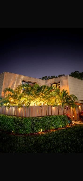 5739 57th Way, West Palm Beach, FL 33409 Photo