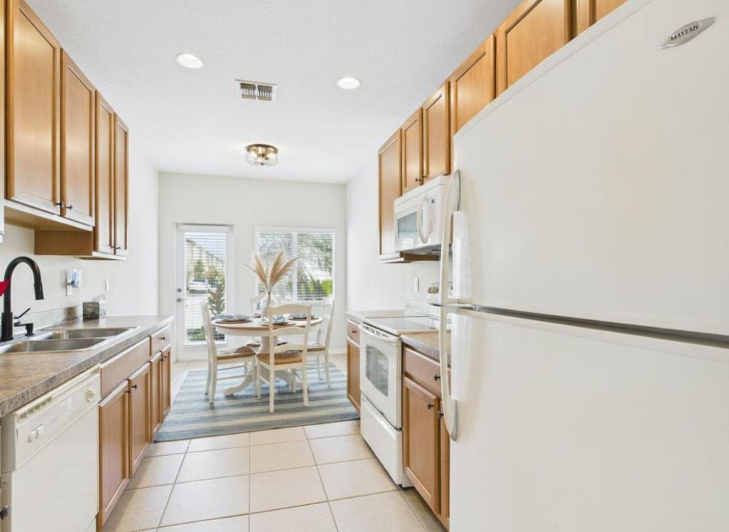 2139 SE Jamieson Drive, Port Saint Lucie, FL 34952 Photo