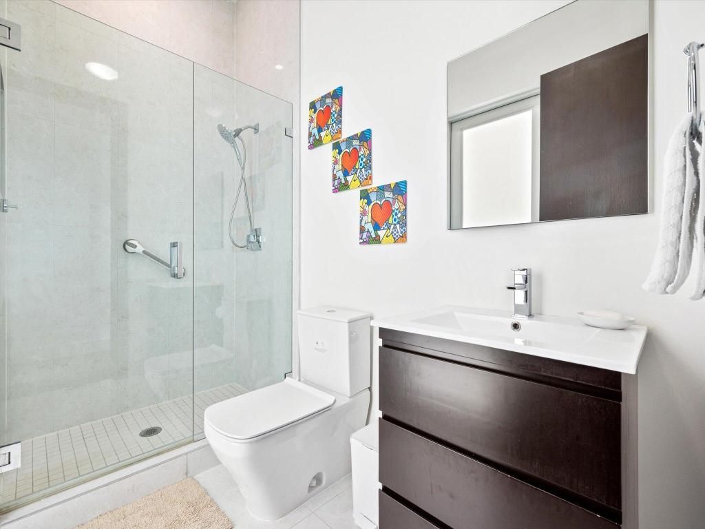 8405 NW 34th Street, Doral, FL 33122 Photo