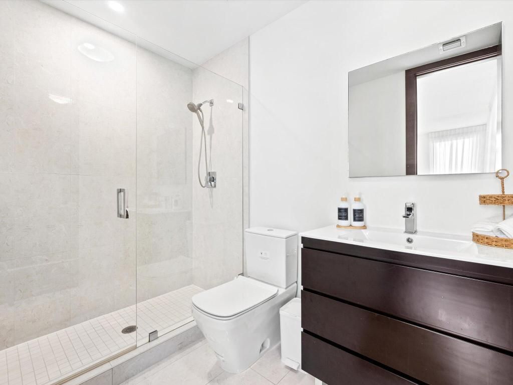 8405 NW 34th Street, Doral, FL 33122 Photo