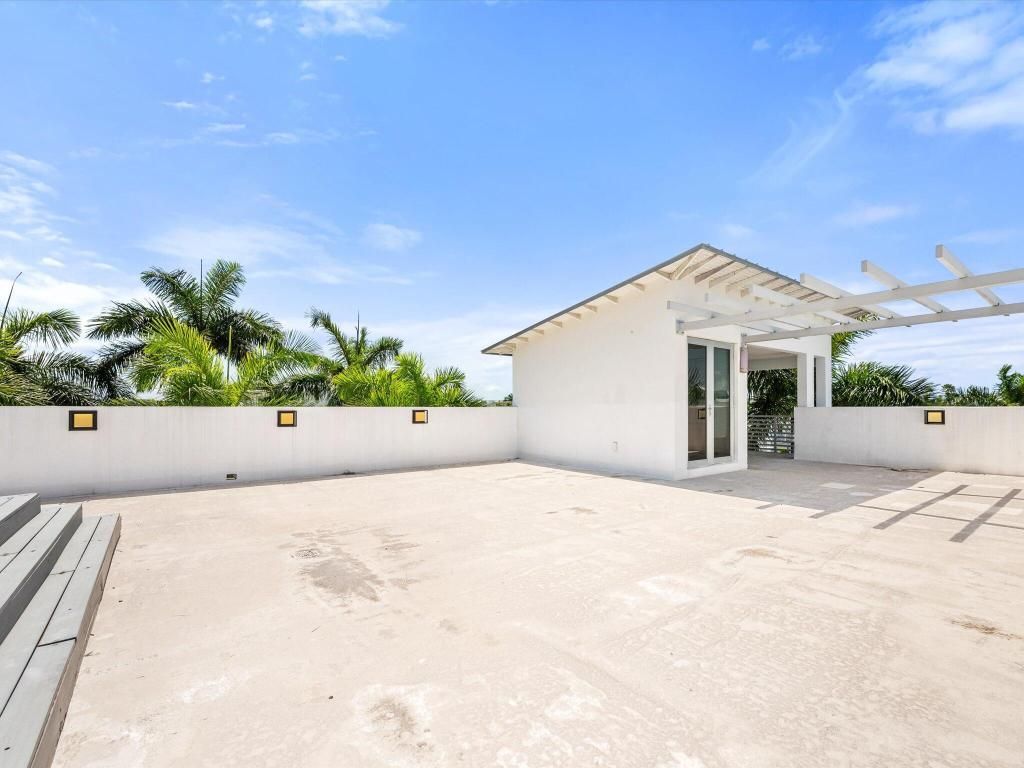 8405 NW 34th Street, Doral, FL 33122 Photo
