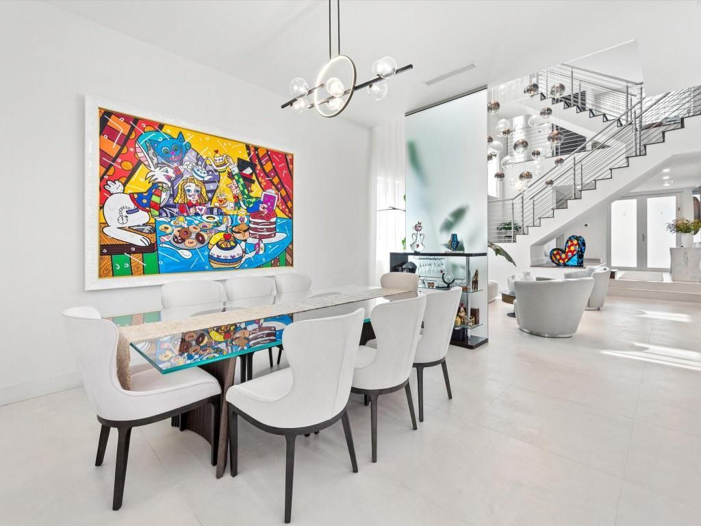 8405 NW 34th Street, Doral, FL 33122 Photo