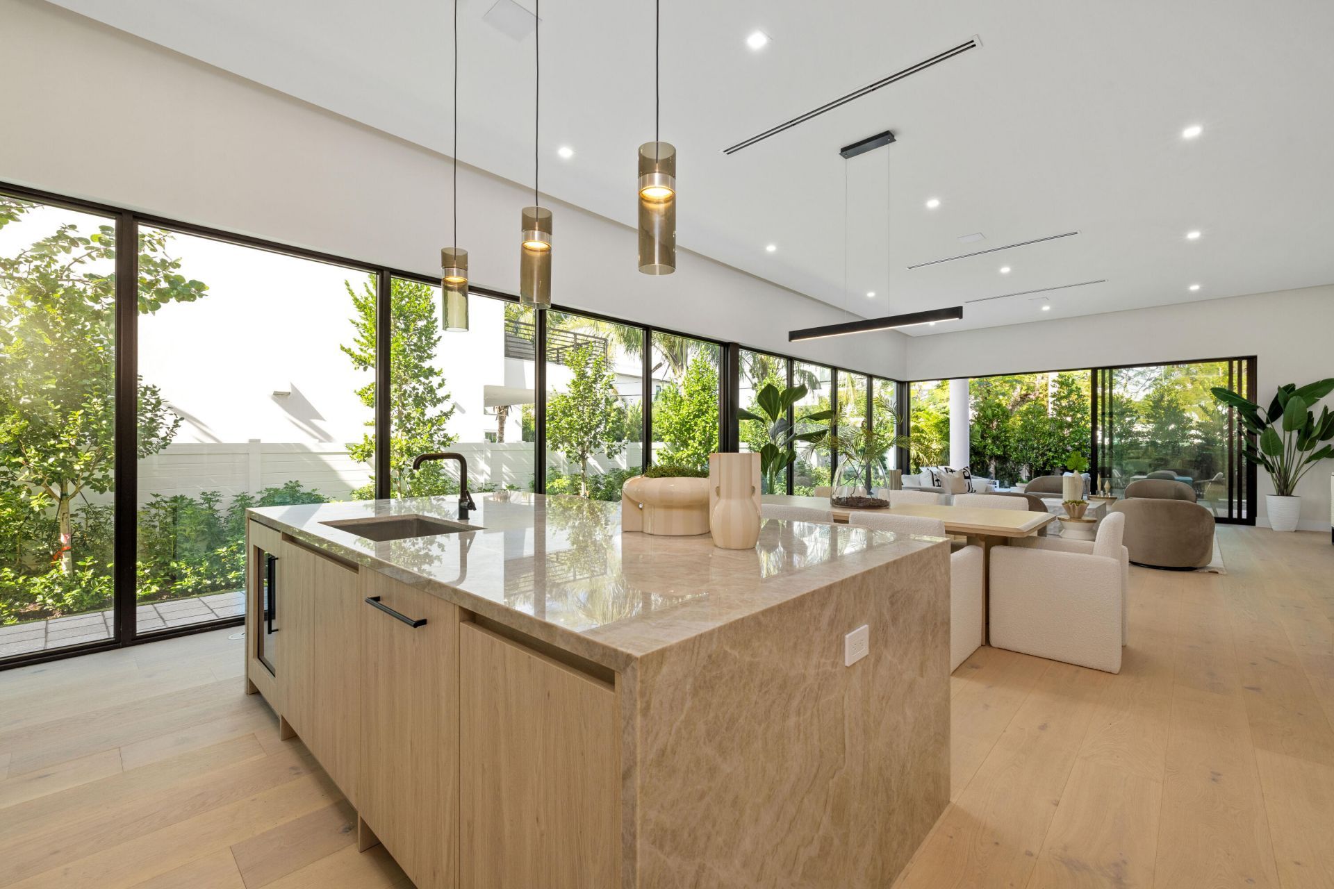 725 Lake Avenue N, Delray Beach, FL 33483 Photo