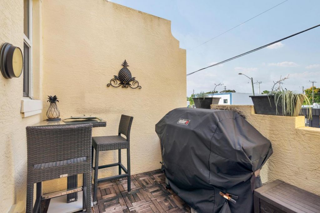 3600 S Dixie Highway, Unit 200, West Palm Beach, FL 33405 Photo