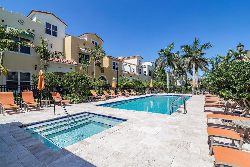 3600 S Dixie Highway, Unit 200, West Palm Beach, FL 33405 Photo