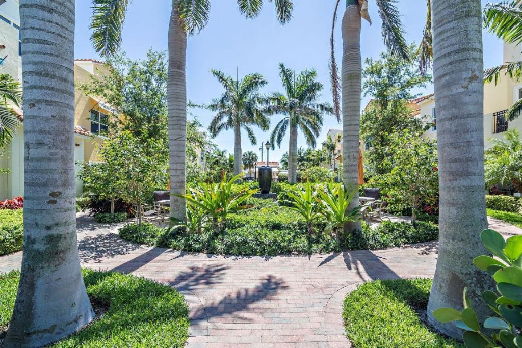 3600 S Dixie Highway, Unit 200, West Palm Beach, FL 33405 Photo