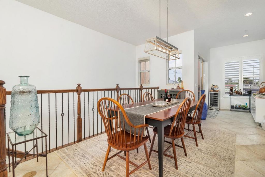 3600 S Dixie Highway, Unit 200, West Palm Beach, FL 33405 Photo