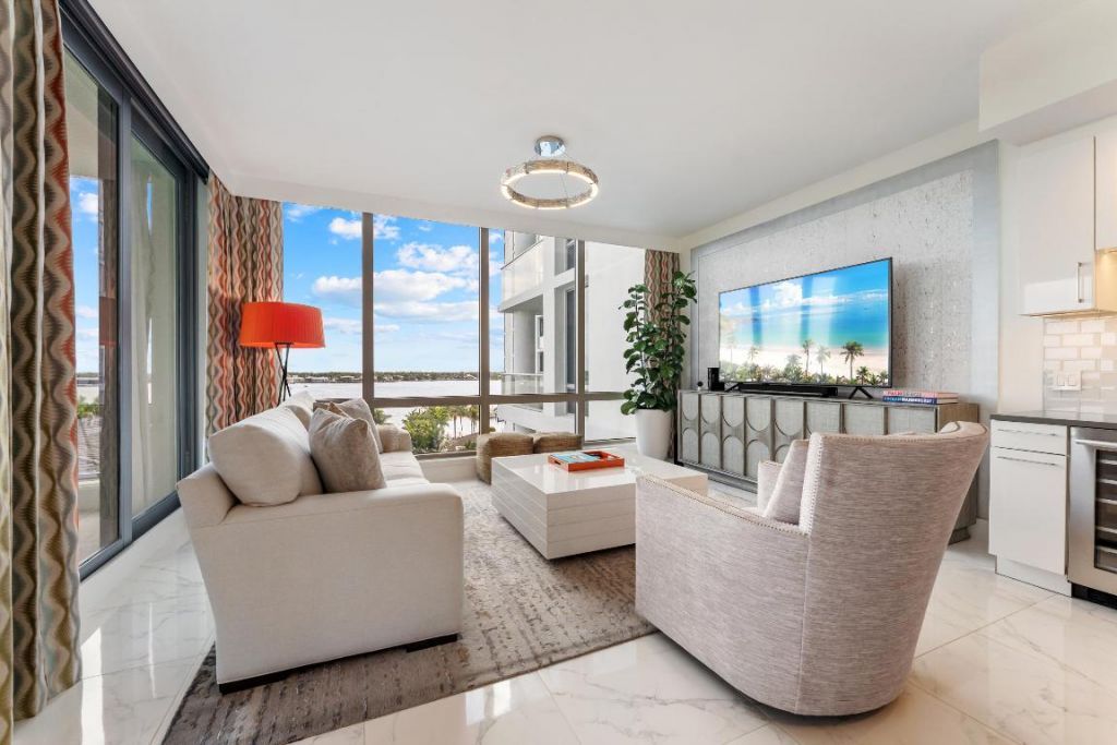 1 Water Club Way, Unit 603, North Palm Beach, FL 33408 Photo