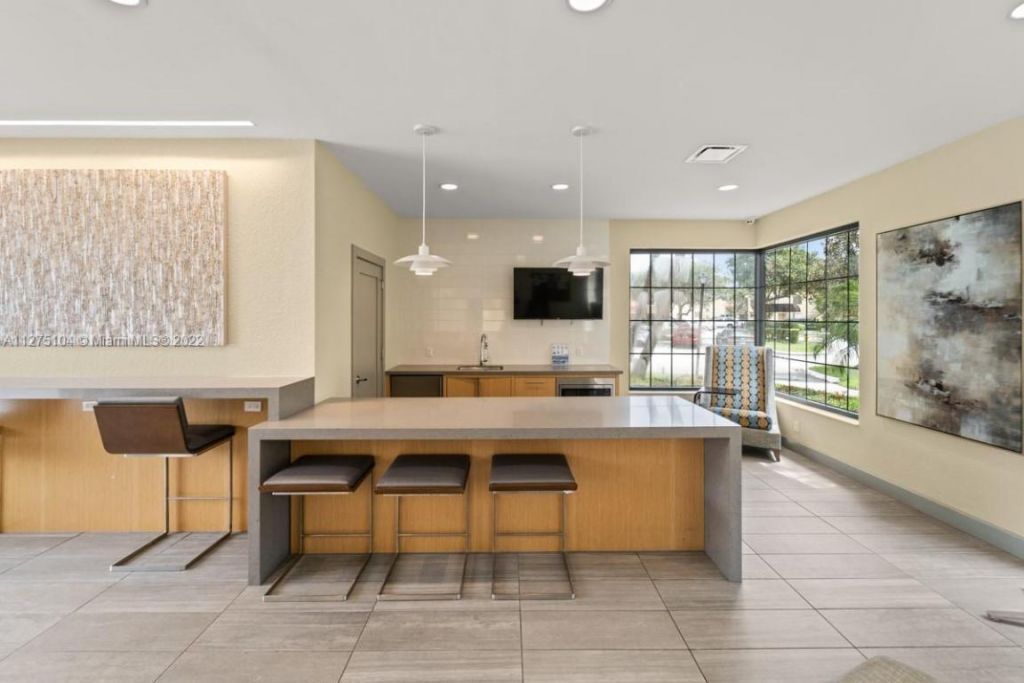 3857 Coral Tree Circle, Unit 204, Coconut Creek, FL 33073 Photo