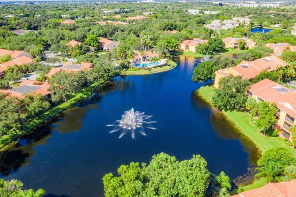 3857 Coral Tree Circle, Unit 204, Coconut Creek, FL 33073 Photo