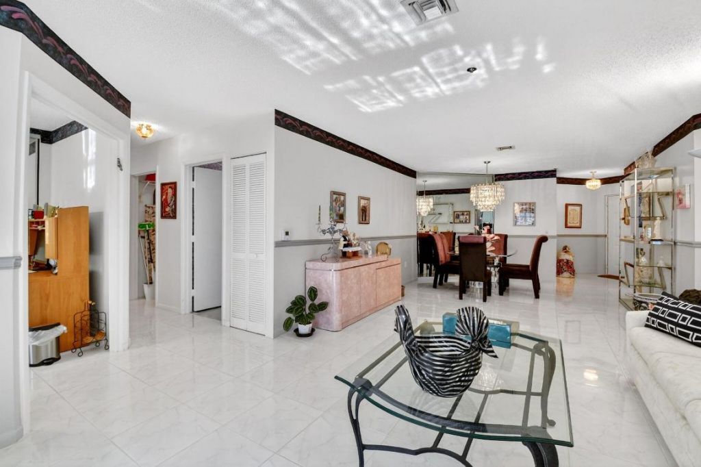 5099 Splendido Court, Unit G, Boynton Beach, FL 33437 Photo