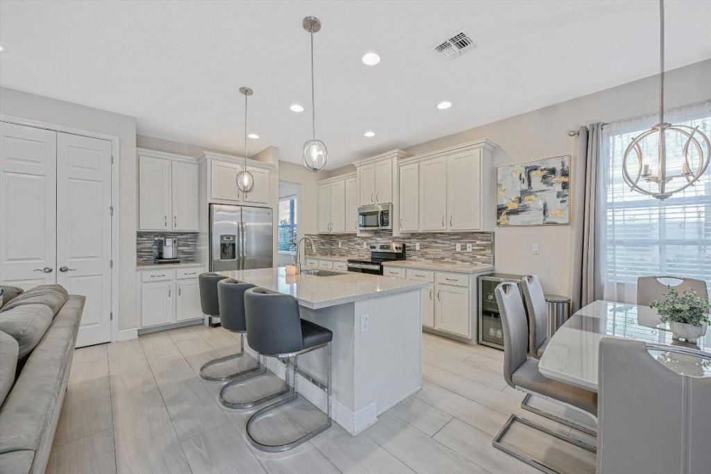 11435 SW Lake Park Drive, Port Saint Lucie, FL 34987 Photo