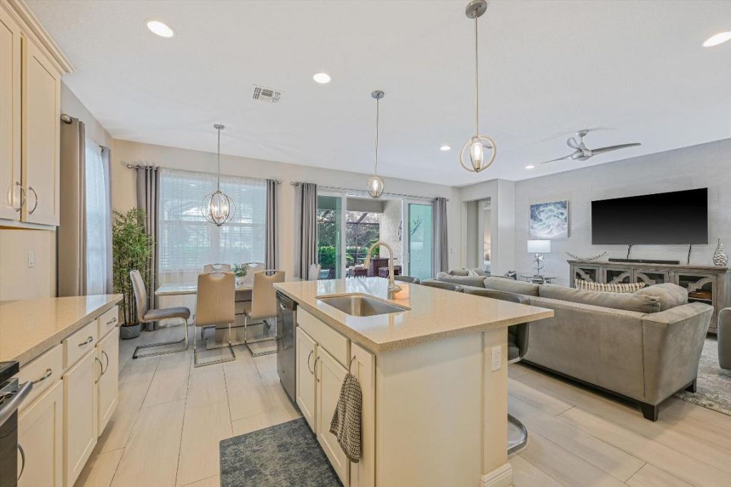 11435 SW Lake Park Drive, Port Saint Lucie, FL 34987 Photo