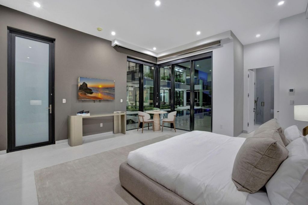 4312 NE 23 Avenue, Fort Lauderdale, FL 33308 Photo