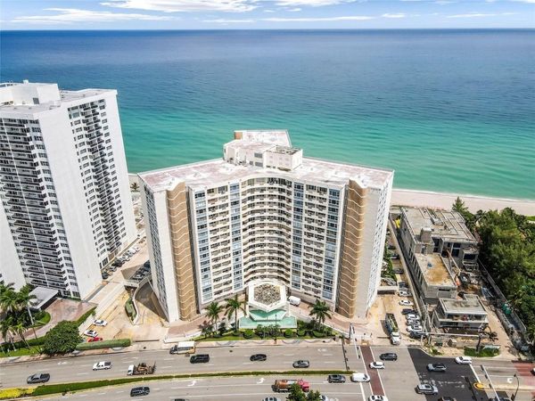 3180 S Ocean Drive, Unit 517, Hallandale Beach, FL 33009