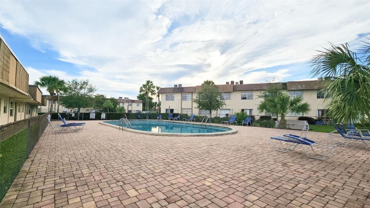 416 Lakeside Drive, Unit 129, Margate, FL 33063 Photo