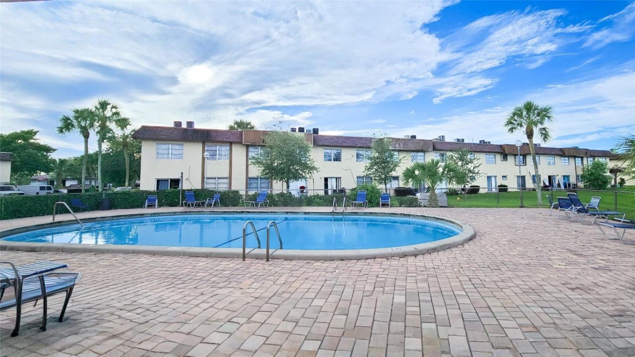 416 Lakeside Drive, Unit 129, Margate, FL 33063 Photo