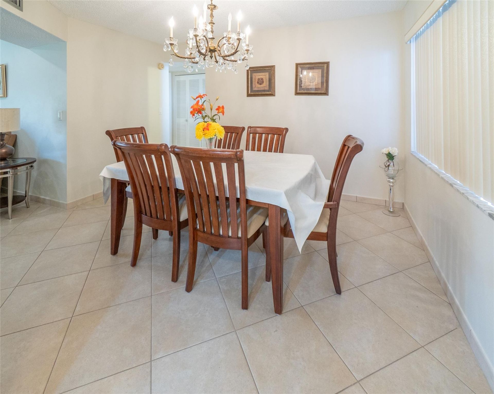 4000 NW 44th Avenue, Unit 208, Lauderdale Lakes, FL 33319 Photo