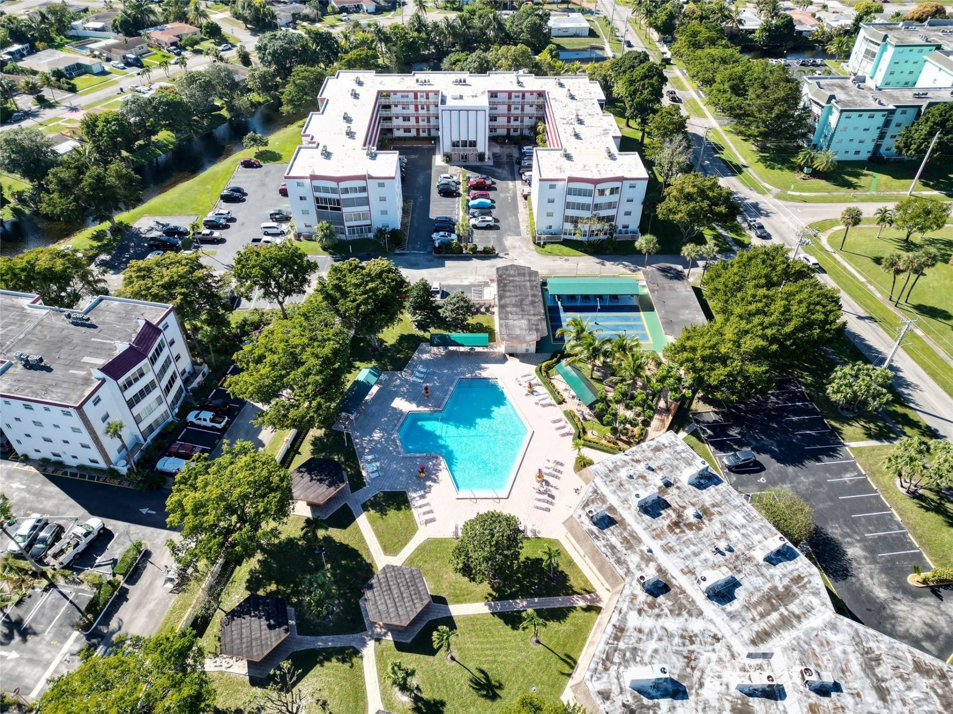 4000 NW 44th Avenue, Unit 208, Lauderdale Lakes, FL 33319 Photo