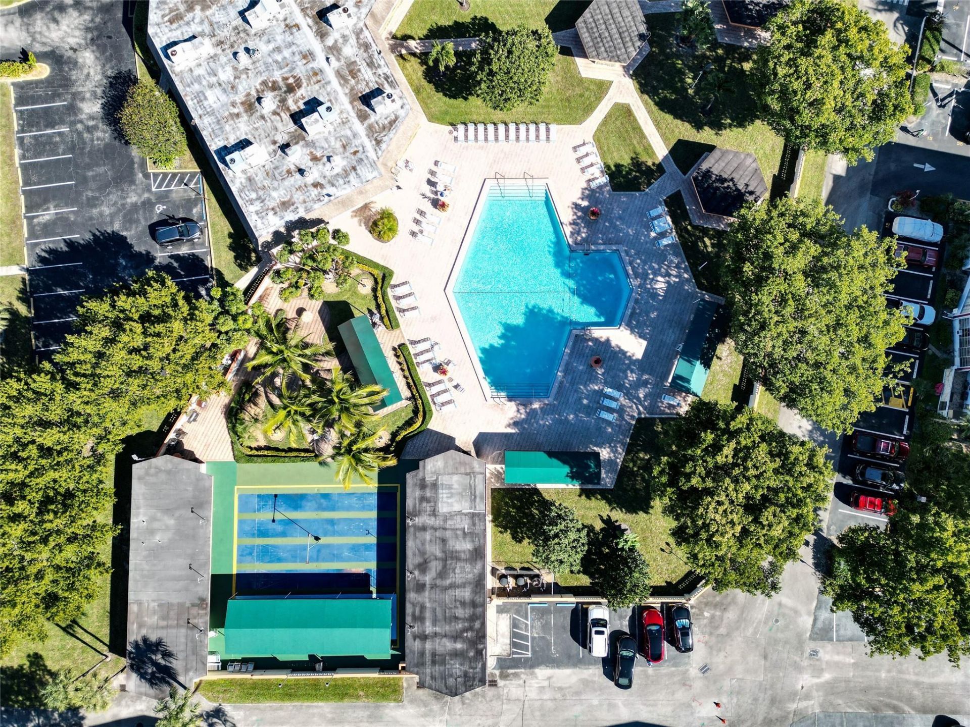 4000 NW 44th Avenue, Unit 208, Lauderdale Lakes, FL 33319 Photo