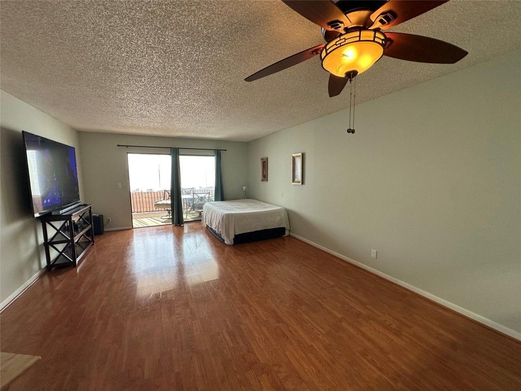 2206 S Cypress Bend Drive, Unit 305, Pompano Beach, FL 33069 Photo