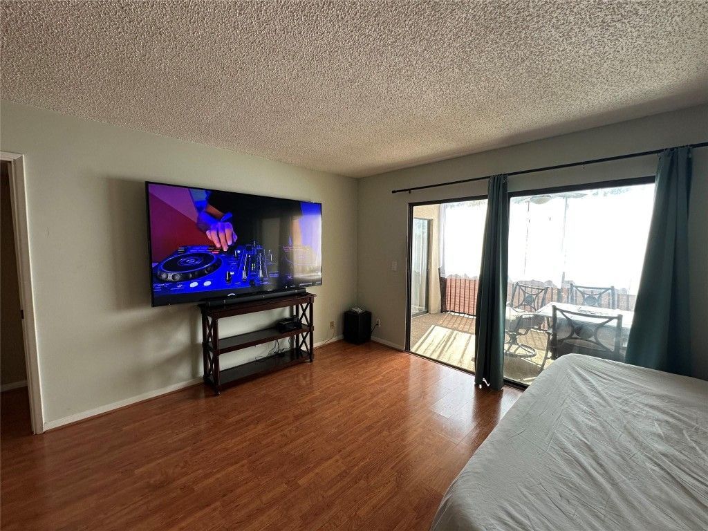 2206 S Cypress Bend Drive, Unit 305, Pompano Beach, FL 33069 Photo