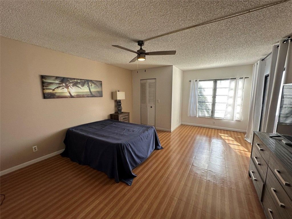 2206 S Cypress Bend Drive, Unit 305, Pompano Beach, FL 33069 Photo