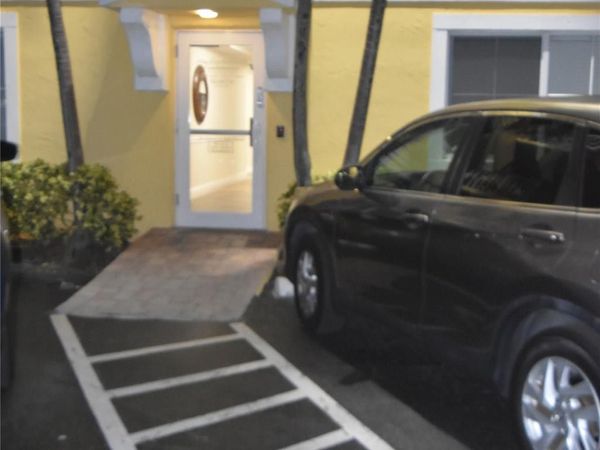 150 NE 15th Avenue, Unit 140, Fort Lauderdale, FL 33301