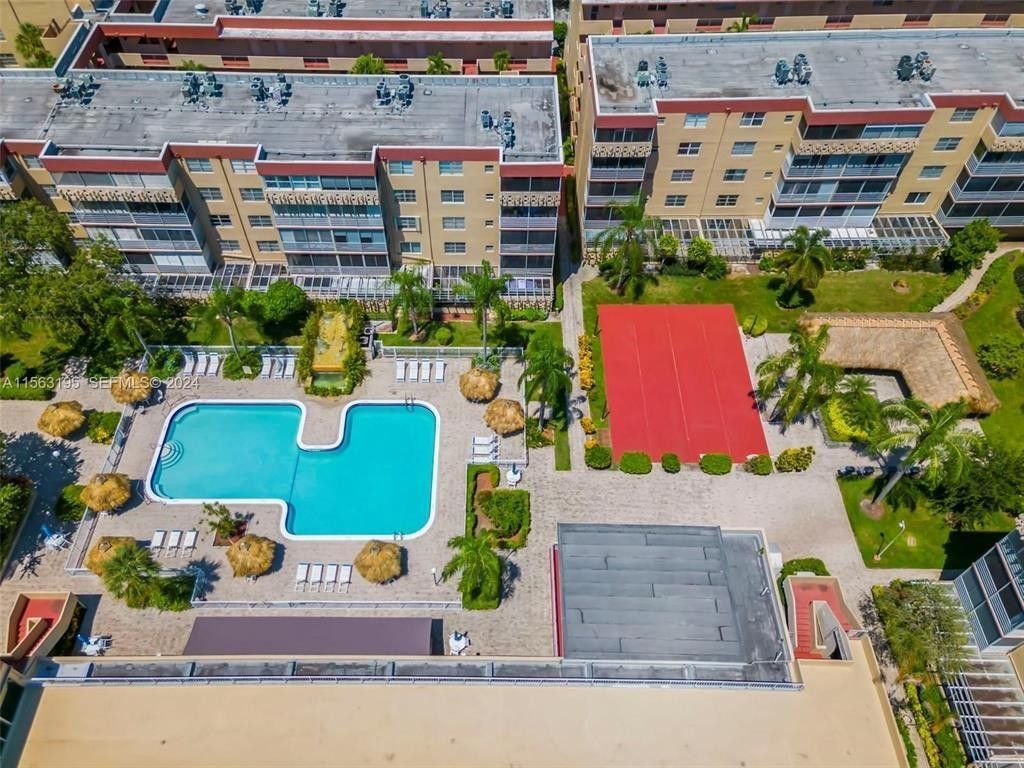 403 NW 68th Avenue, Unit 519, Plantation, FL 33317 Photo