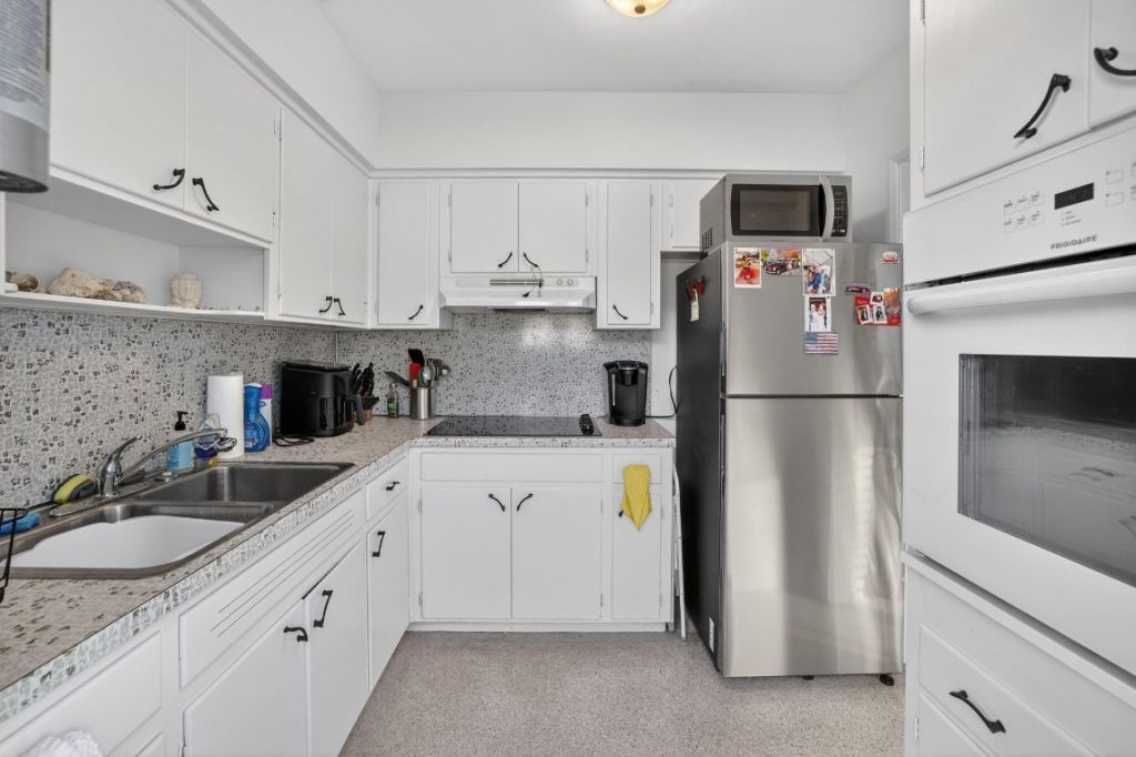 4436 Seagrape Drive, Lauderdale by the Sea, FL 33308 Photo