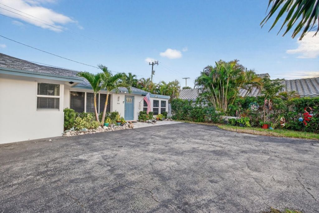 4436 Seagrape Drive, Lauderdale by the Sea, FL 33308 Photo