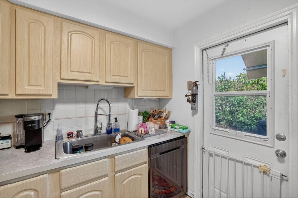 4436 Seagrape Drive, Lauderdale by the Sea, FL 33308 Photo