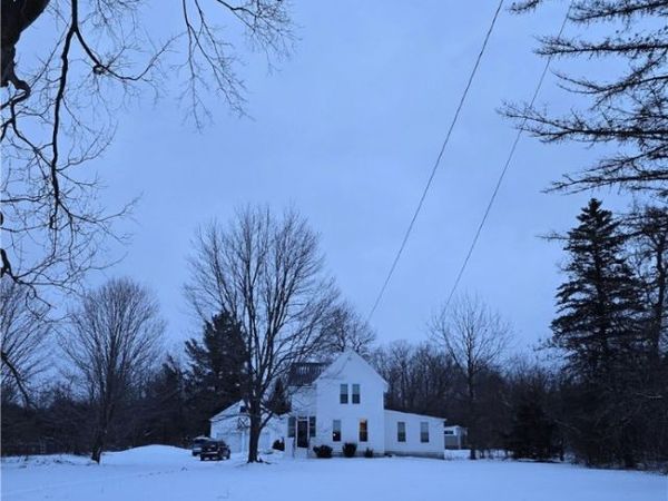 24406 Back Street, Felts Mills, NY 13638