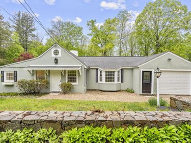 13 South, Washington, CT 06793