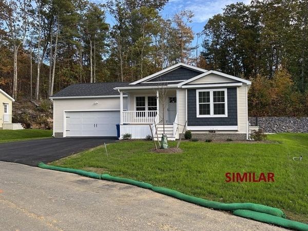 6 Berry Farms Road, Unit 64, Sturbridge, MA 01566