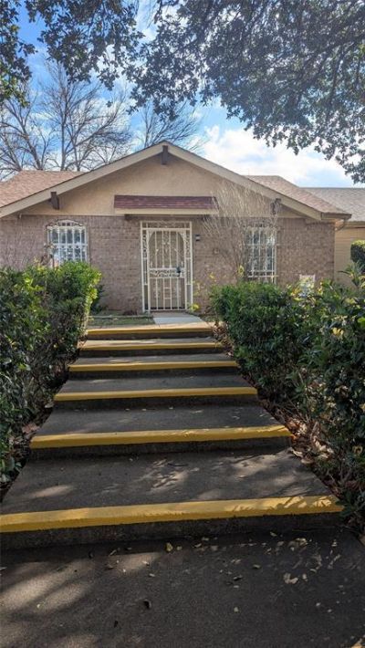 3 E Townhouse Lane, Unit 26, Grand Prairie, TX 75052 Main Photo