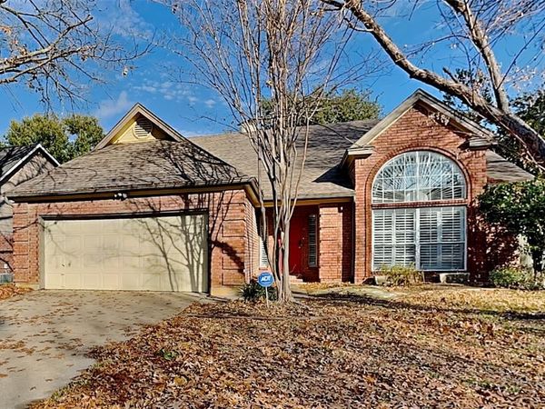 2148 Steeplewood Drive, Grapevine, TX 76051