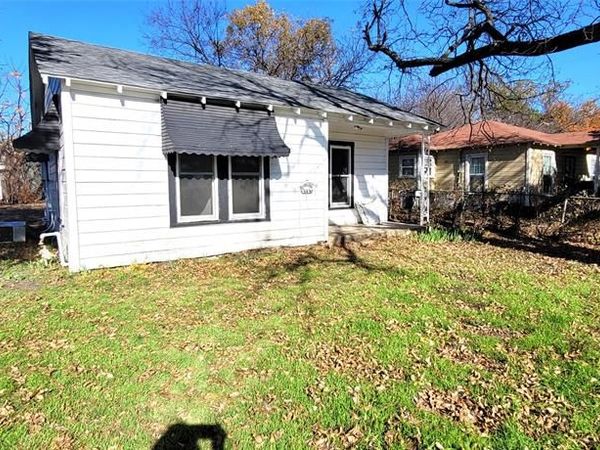 8112 Melrose Street E, White Settlement, TX 76108