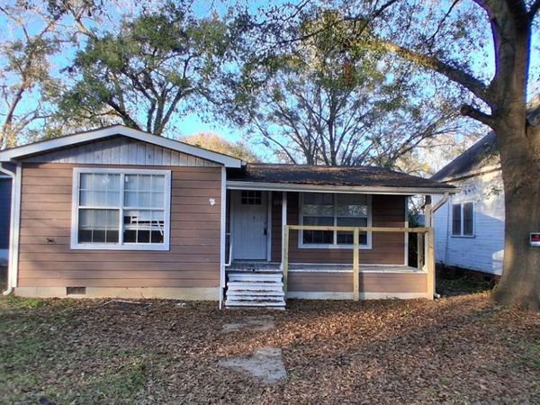 1216 W 6th Street, Texarkana, TX 75501