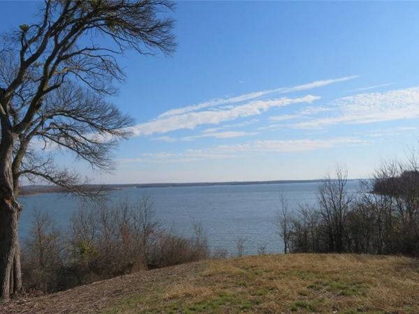 272 Chisam Road, Valley View, TX 76272