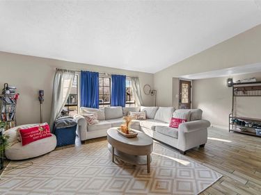 3013 Villa Sur Trail, Dallas, TX 75228