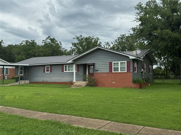 708 First , Hico, TX 76457