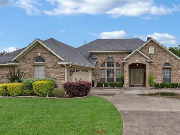 9841 Freedoms Way, Keithville, LA 71047