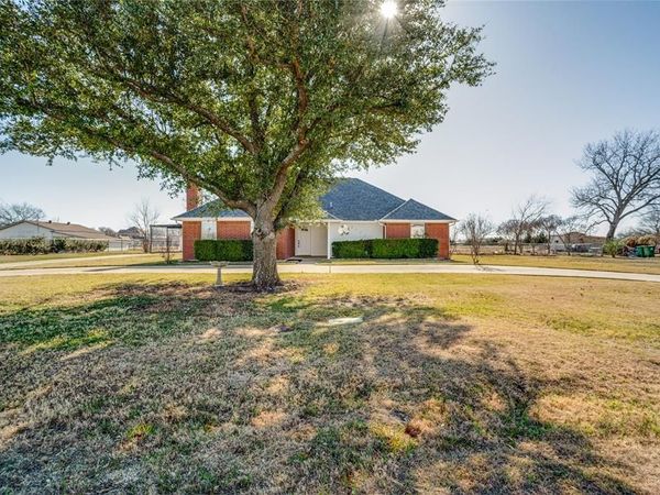 3722 Carrie Lane, St. Paul, TX 75098