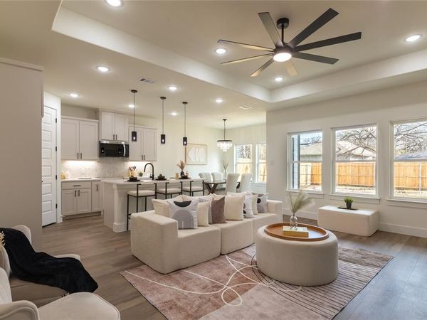 2816 Pennsylvania Avenue, Dallas, TX 75215